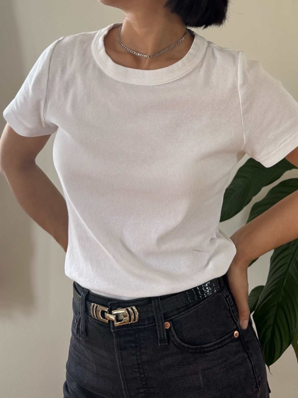 Banana Republic Cotton Ribbed Basic Preppy Minimalist White T Shirt Size Small